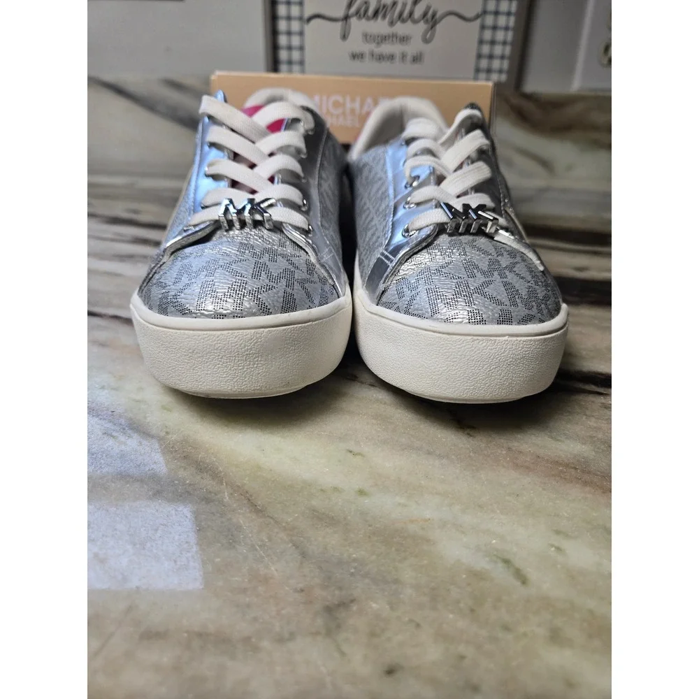 Michael Kors Jordana Airin Silver Pink Metallic Logo Sneakers MK100918C Size 3Y